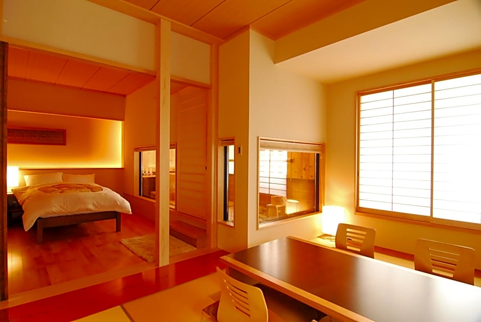 AKARI et KAORI formerly Taizanso