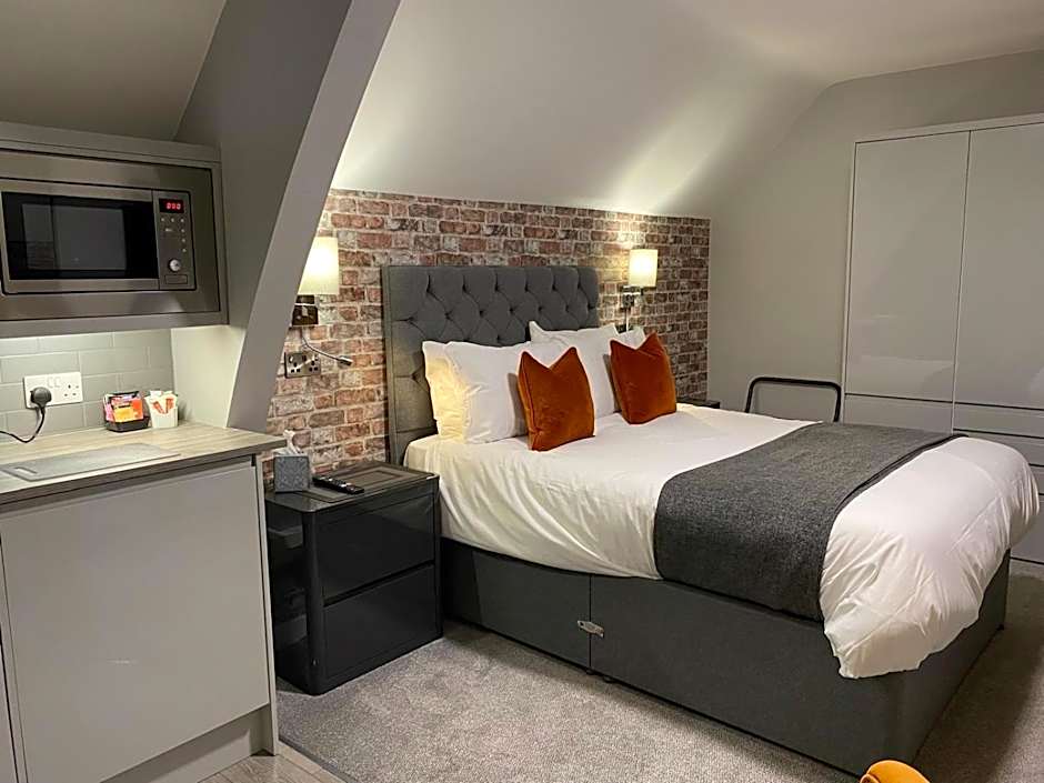 Chequers Lodge- Dalton-in- Furness- Self check in- for professionals and tourists