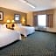 Ramada by Wyndham Thunder Bay Airlane Hotel