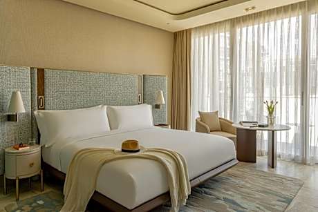 Deluxe Always ME Interconnecting (3 Adults + 1 Child)