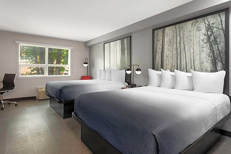 Super 8 by Wyndham Sault Ste Marie On