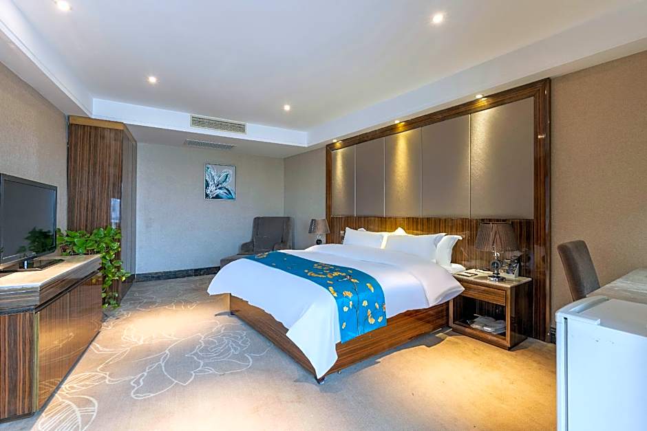 Greentree Eastern Huainan Guangchang Road Hotel