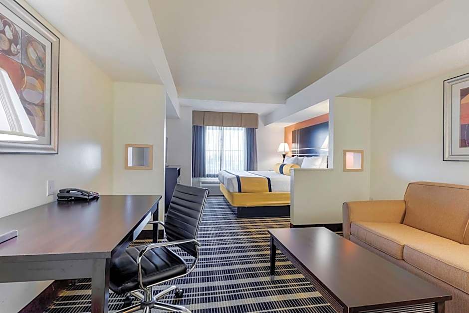 Best Western Plus Rockwall Inn & Suites