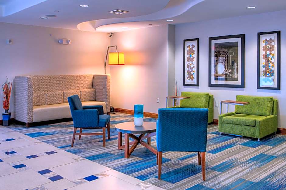 Holiday Inn Express Hotel & Suites Hutto By IHG