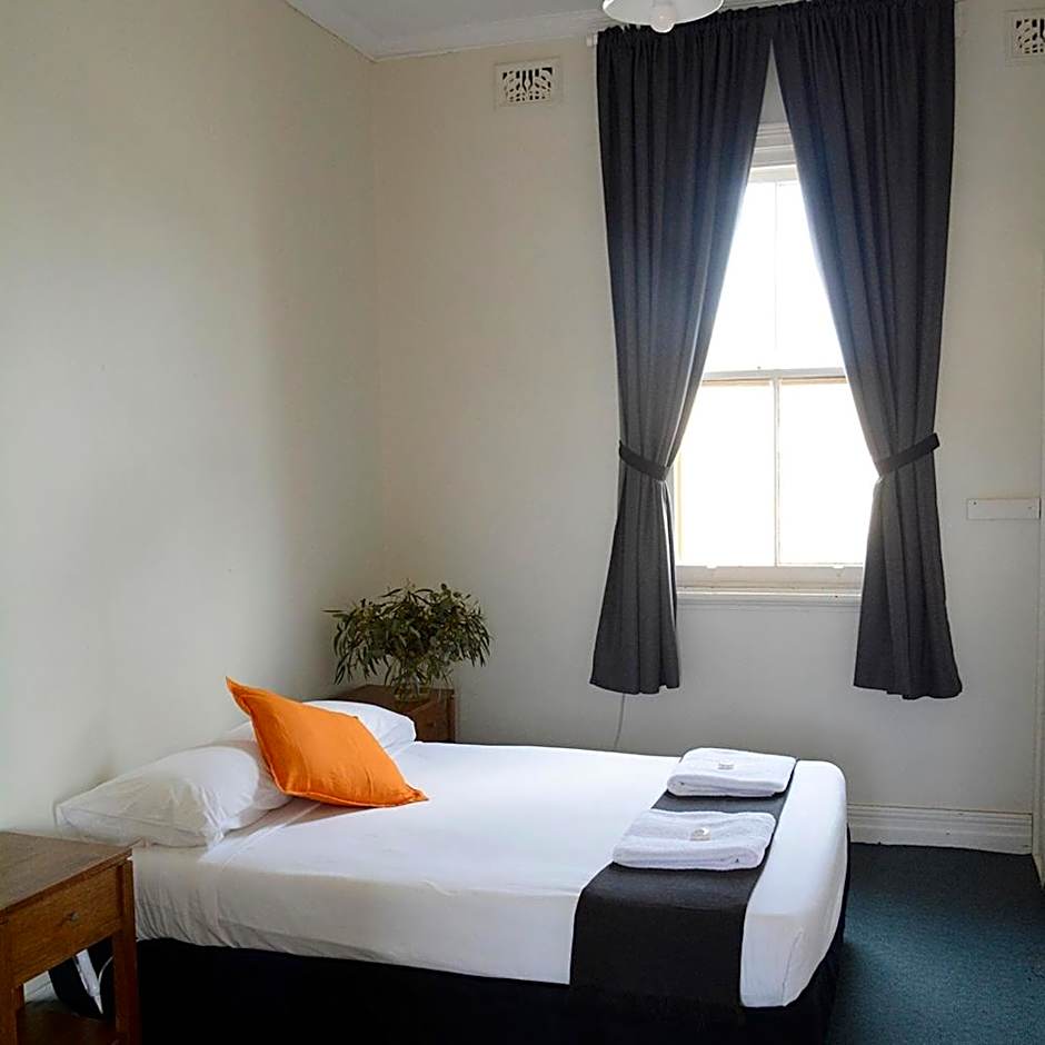 Shamrock Hotel Motel Temora