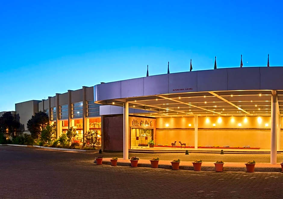 Hotel Marina Villa del Rio