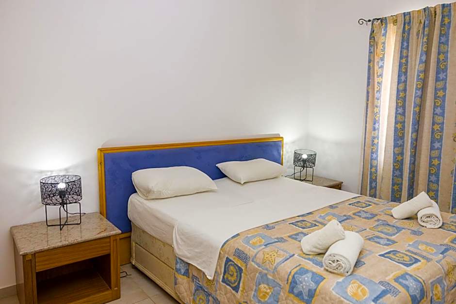 Alecos Hotel Apartments