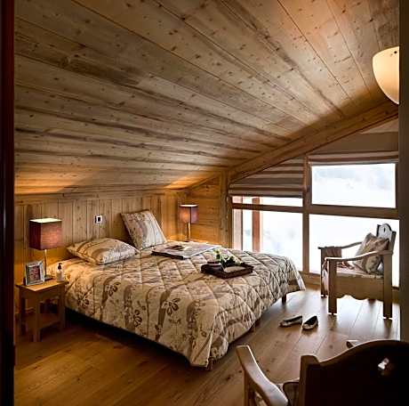 Three-Bedroom Apartment (8 Adults)
