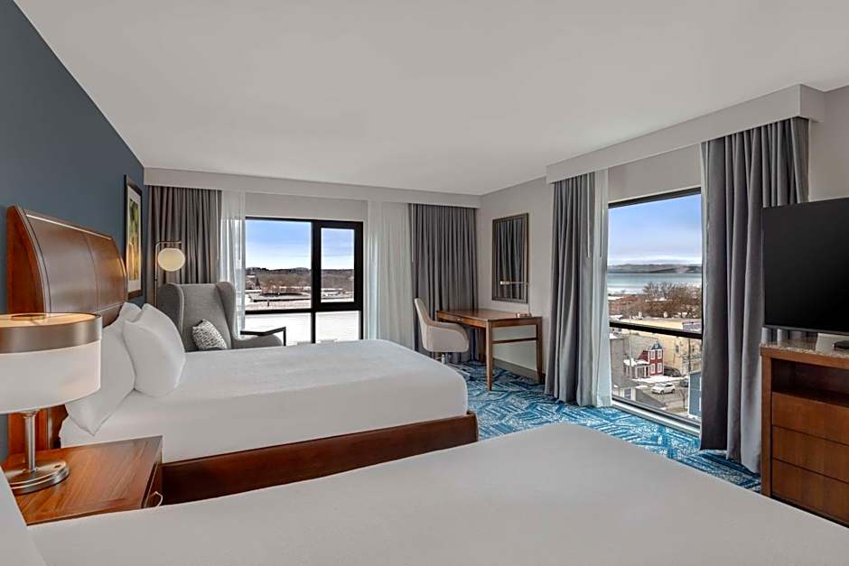 Hilton Garden Inn Burlington Downtown