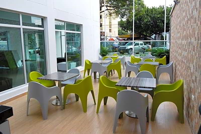 Genova Prado Bed and Breakfast