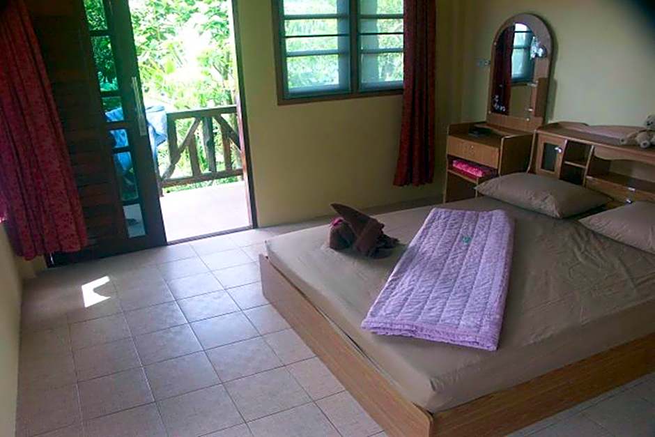 Koh Chang Hut Hotel