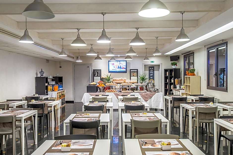 As Hotel Cambiago
