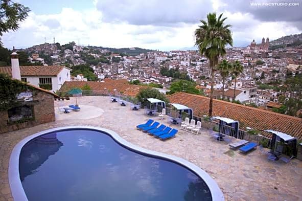 Hotel De La Borda