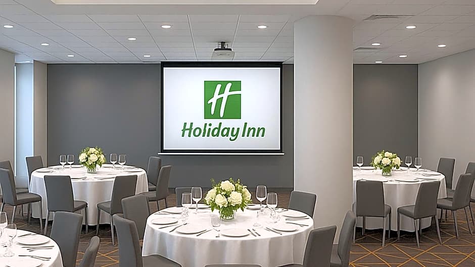 Holiday Inn & Suites Mississauga West / Meadowvale By IHG