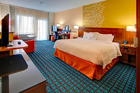 King Suite with Bay View