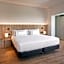 Melia Madrid Barajas
