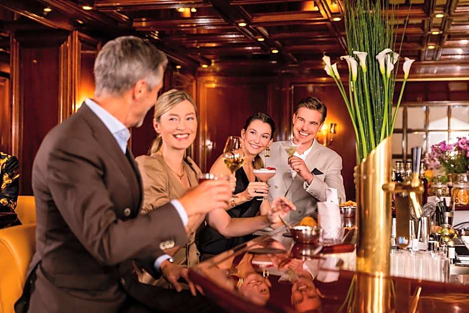 Excelsior Hotel Ernst