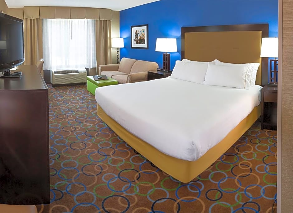 Holiday Inn Express Hotel & Suites Manchester - Airport By IHG