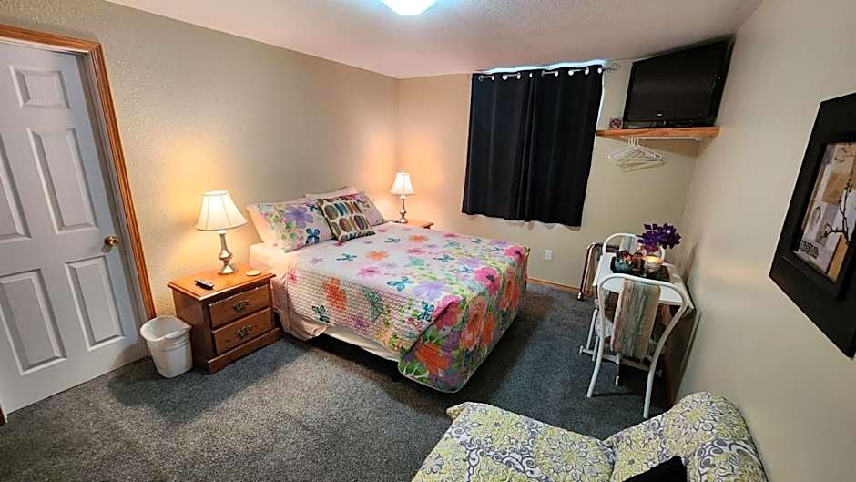 NEWCASTLE COUNTRY INN