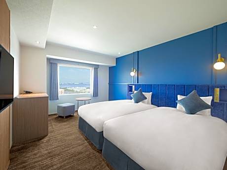 Oriental Moderate Twin