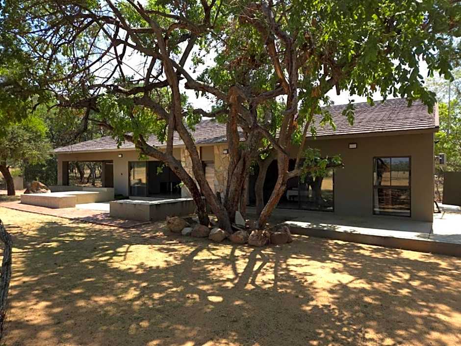 Kigeni Safari Lodge & Spa