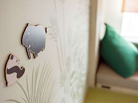 Japanese-Style Room