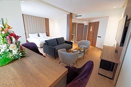 Suite with Balcony