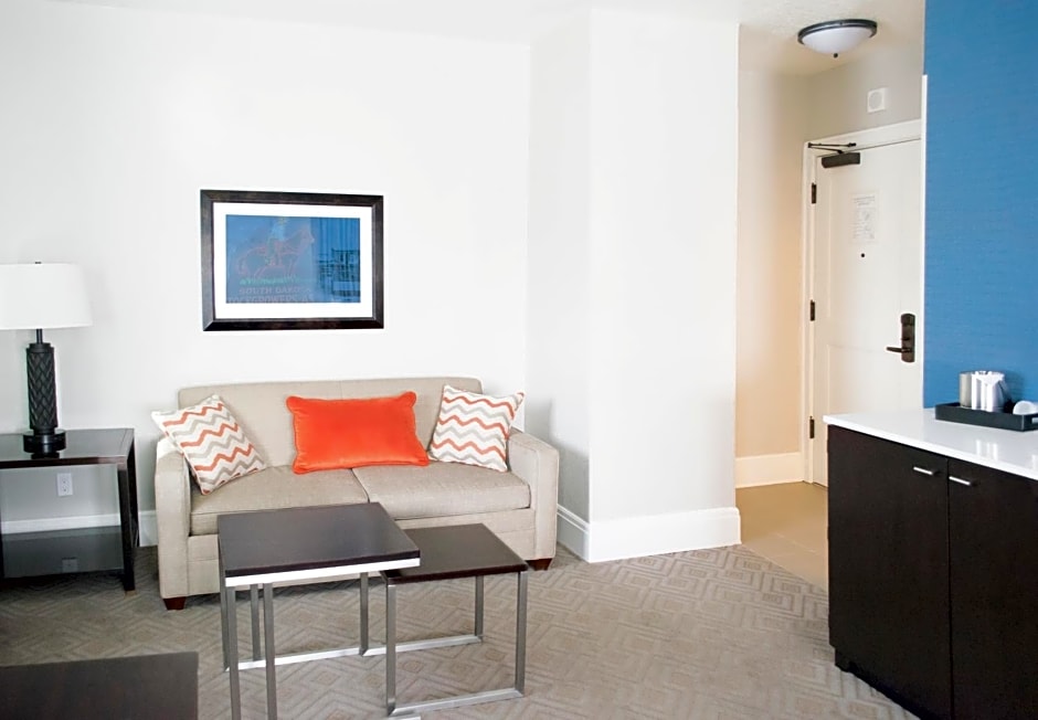 Hotel Alex Johnson Rapid City, Curio Collection by Hilton