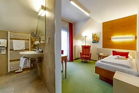 Comfort Single Room with Balcony