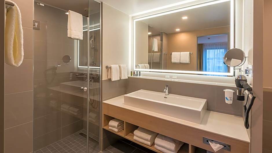 Holiday Inn Dusseldorf City - Toulouser Allee By IHG