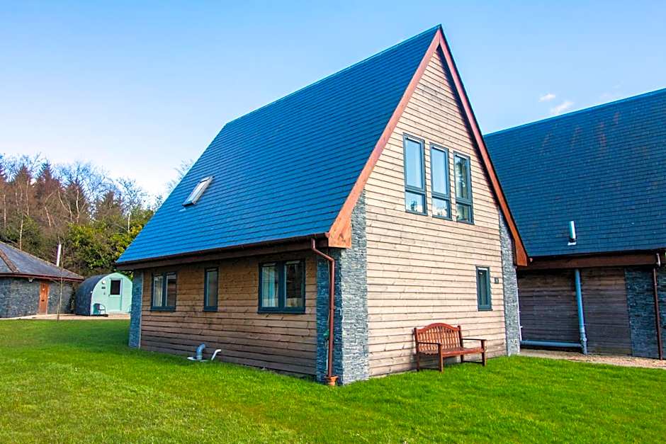 Balmaha Lodges and Apartments