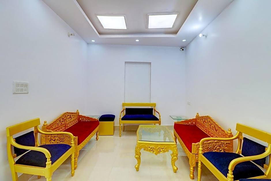 Hotel O Palace At Seventy Two Near Iskcon Temple Noida