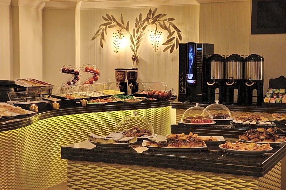 Susuzlu Atlantis Hotel