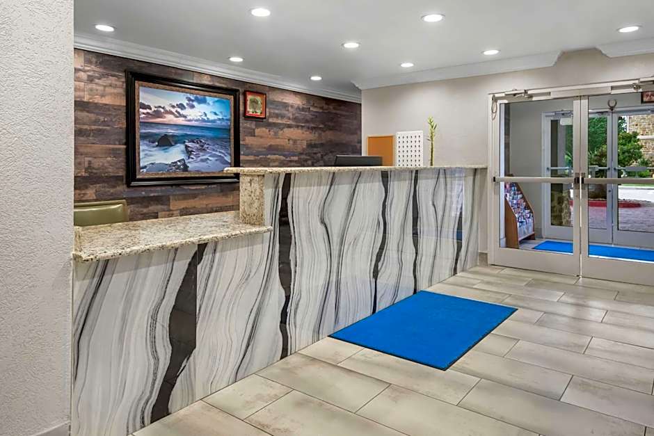 SureStay Plus by Best Western Benbrook Fort Worth