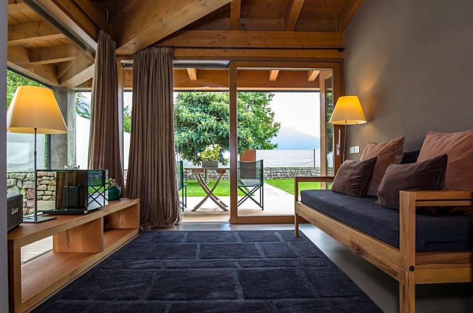 Vivere Suites & Rooms