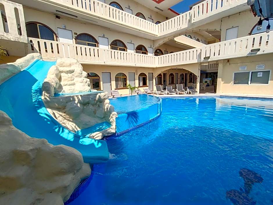 Hotel Playa de Oro - Enfrente de WTC y Plazas Comerciales