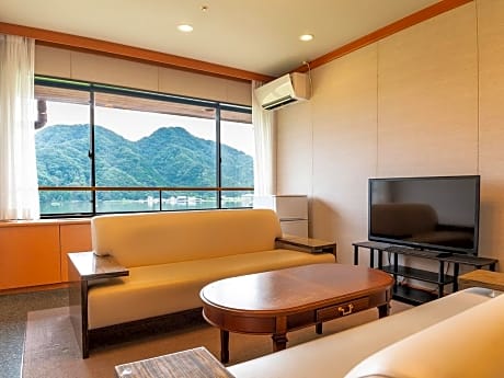 Suite Japanese-Style Room with Indoor Bath - Non-Smoking