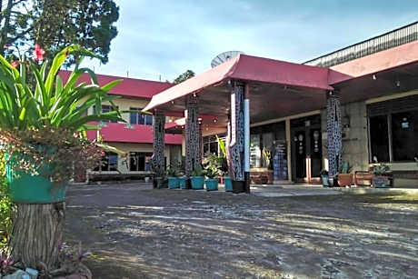 Hotel Olibert Parapat Ajibata Mitra RedDoorz