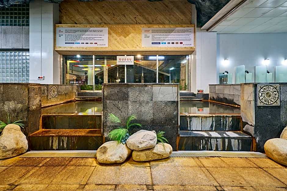 Osaek Greenyard Hotel