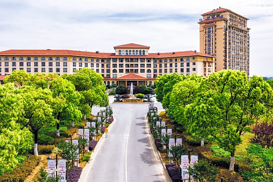 Chaohu Yuanzhou Haoting Hotel