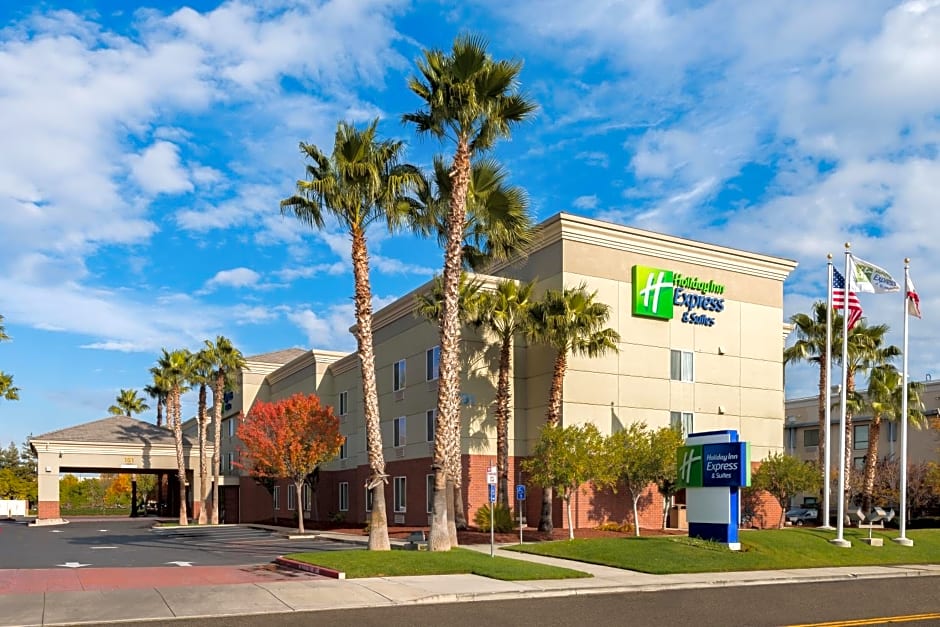 Holiday Inn Express Hotel & Suites Vacaville