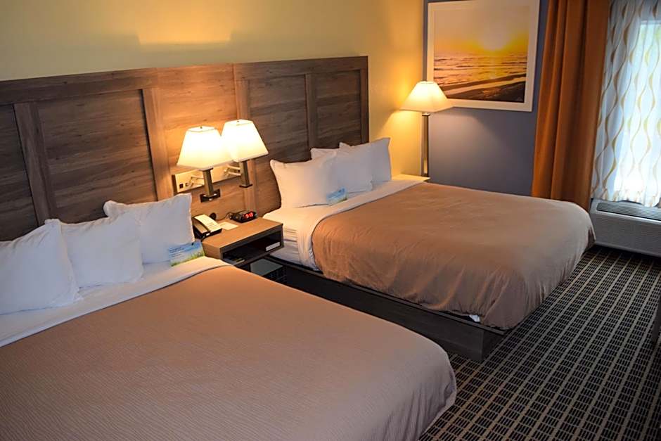 Days Inn by Wyndham Cadillac