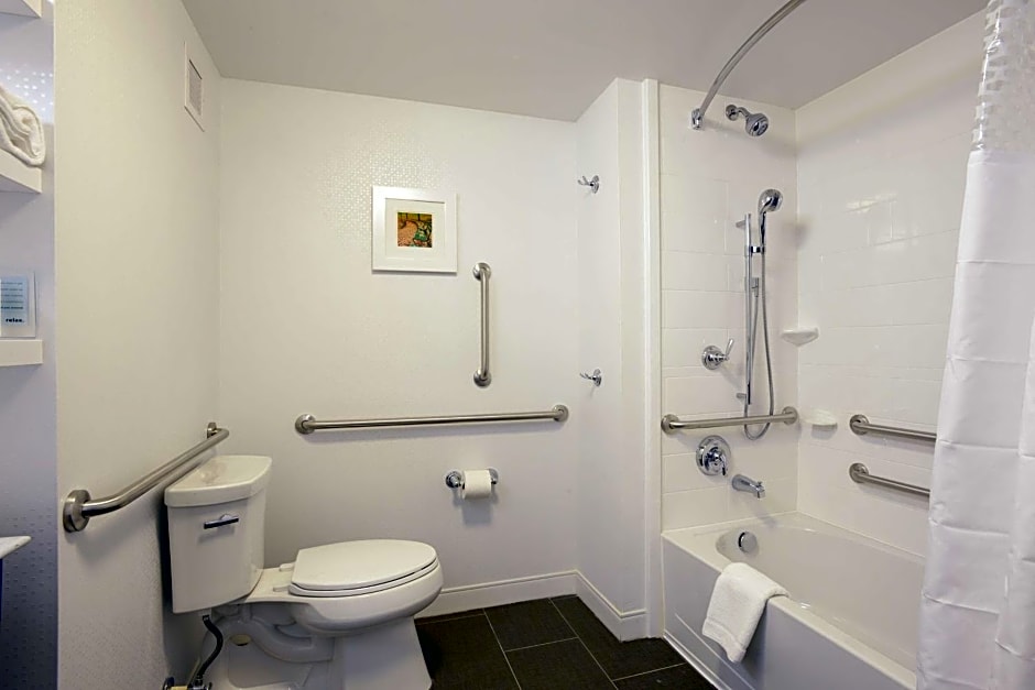 Hampton Inn By Hilton & Suites Cincinnati/Kenwood, OH