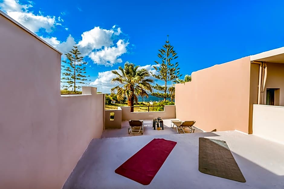 Gregory Village Sea View