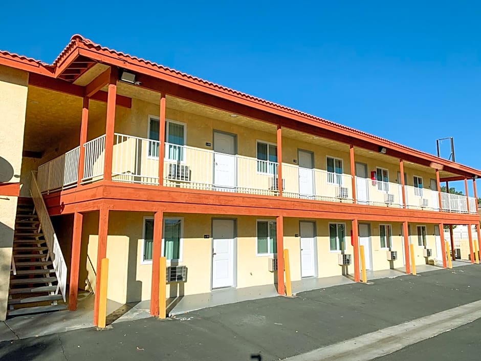Mojave Inn