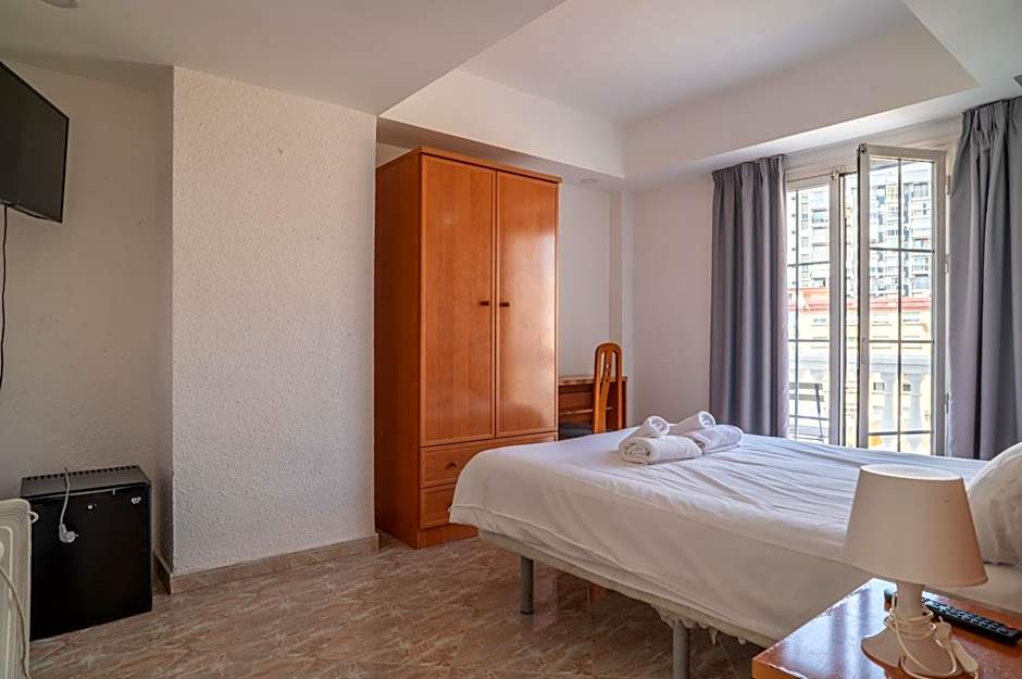 Ella Torremolinos Centro