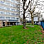 Pelican London Hotel And Residence