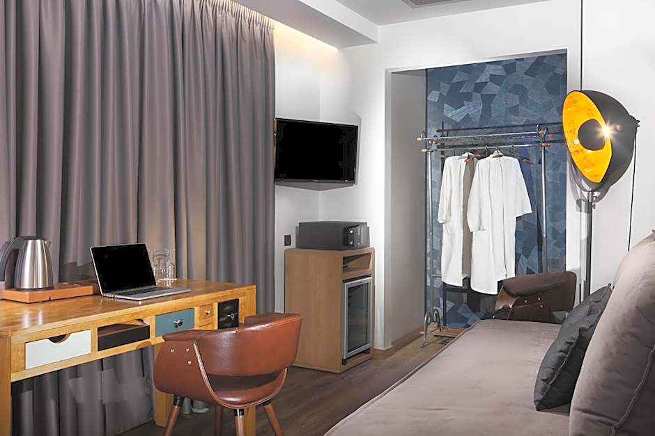 360Degrees Pop Art Hotel