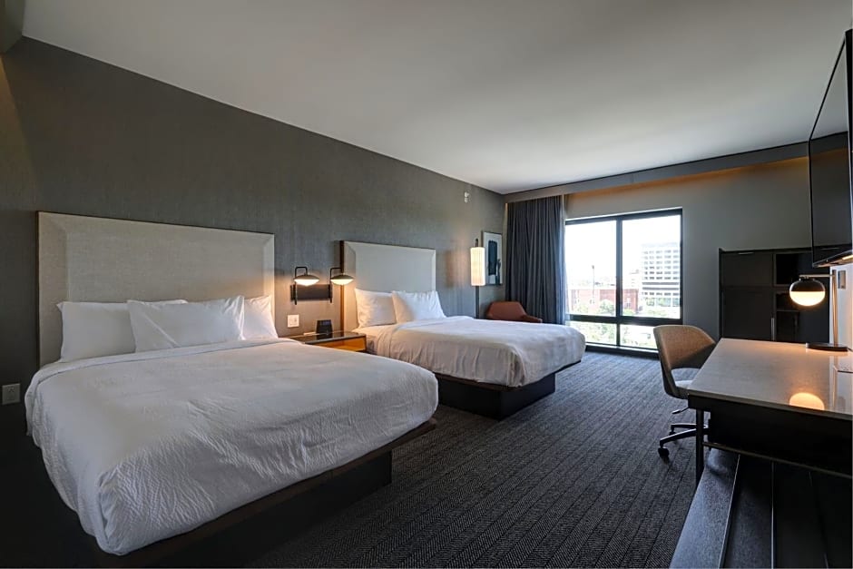 Courtyard by Marriott Iowa City University Heights
