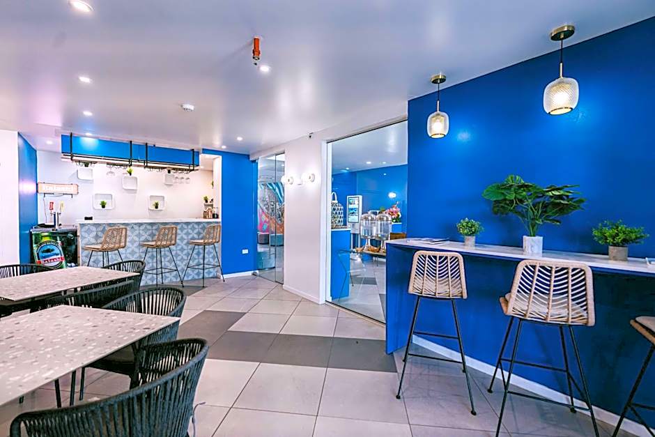 TRYP by Wyndham Aruba Adults Only Hotel